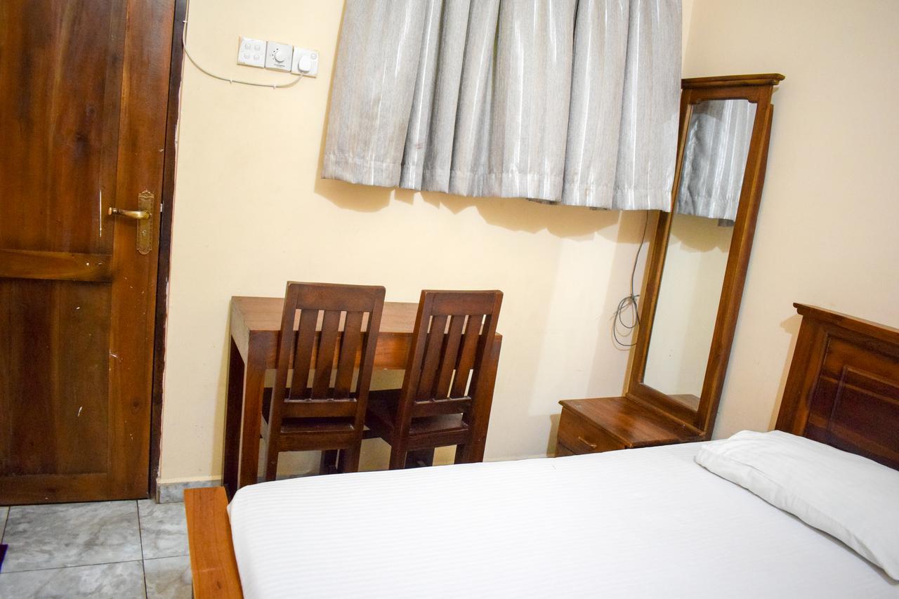 Yoho Adhikarana Mawatha Hotel Colombo Eksteriør billede